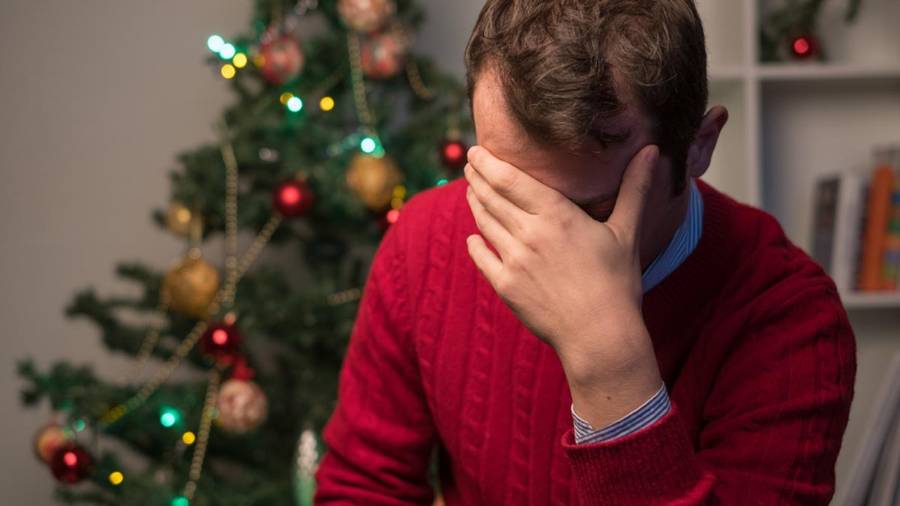 La depresión decembrina afecta a miles de personas durante las fiestas navideñas. Cambios emocionales, presiones sociales y recuerdos dolorosos pueden intensificar el malestar.