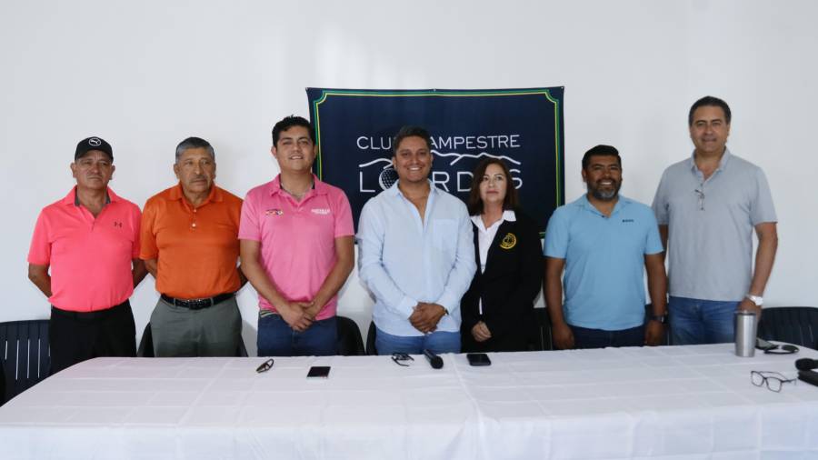 Pequeños golfistas de la Zona Norte afinan detalles rumbo a un fin de semana de competencia en Saltillo.