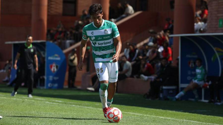 Cedillo ha sido habitual en las categorías menores de Santos Laguna y ya ha tenido acercamientos con el primer equipo.