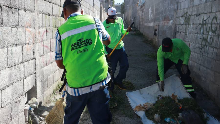 El programa “Aquí Andamos 2.0” se enfocará en ampliar las labores de embellecimiento urbano, con cuadrillas adicionales que atenderán reportes ciudadanos en diferentes zonas de la ciudad.