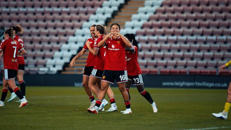 Rebeca Bernal marcó ante Durham su tercer gol con Manchester United, luego del doblete conseguido frente a Sheffield United.