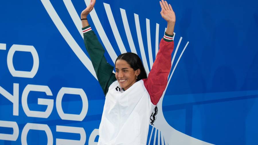 La natación mexicana, encabezada por Celia Pulido, conquistó cuatro oros, dos platas y un bronce durante la fructífera jornada del viernes en Santo Domingo 2026.