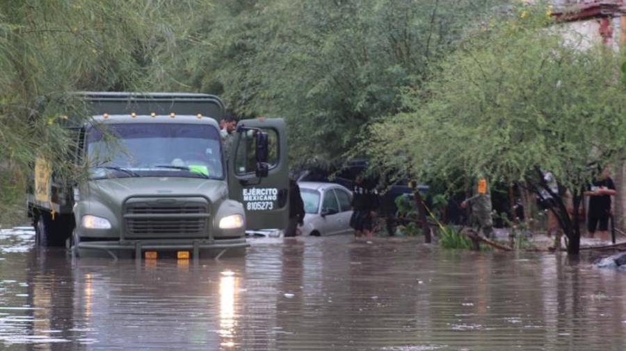 Protección Civil reportó que 10 familias recurrieron a albergues en San Pedro de las Colonias debido a las recientes lluvias registradas en Coahuila.