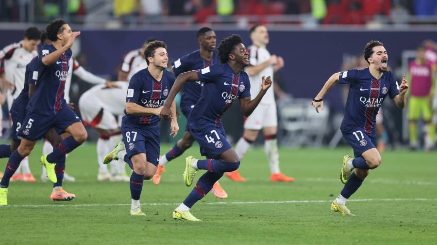 Los jugadores del PSG celebraron eufórcios el título de la Copa Intercontinental tras imponerse al Flamengo en la tanda de penales.