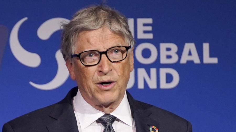Bill Gates acusó a Elon Musk de ser “el hombre más rico del mundo y estar involucrado en la muerte de los niños más pobres del mundo”, en una entrevista con el diario The New York Times.