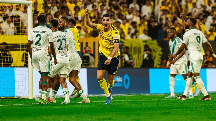 Cristiano Ronaldo anotó su gol 970 como profesional y encaminó al Al Nassr al triunfo 2-0 sobre Al Ahli en la Saudi Pro League.