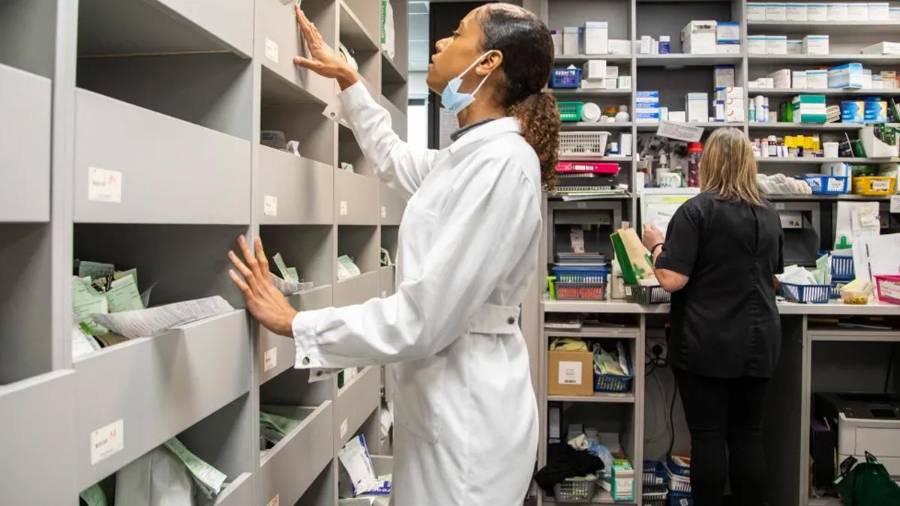 En plena temporada invernal 2025-2026, el incremento de influenza y padecimientos respiratorios ha presionado al sistema de salud en México.