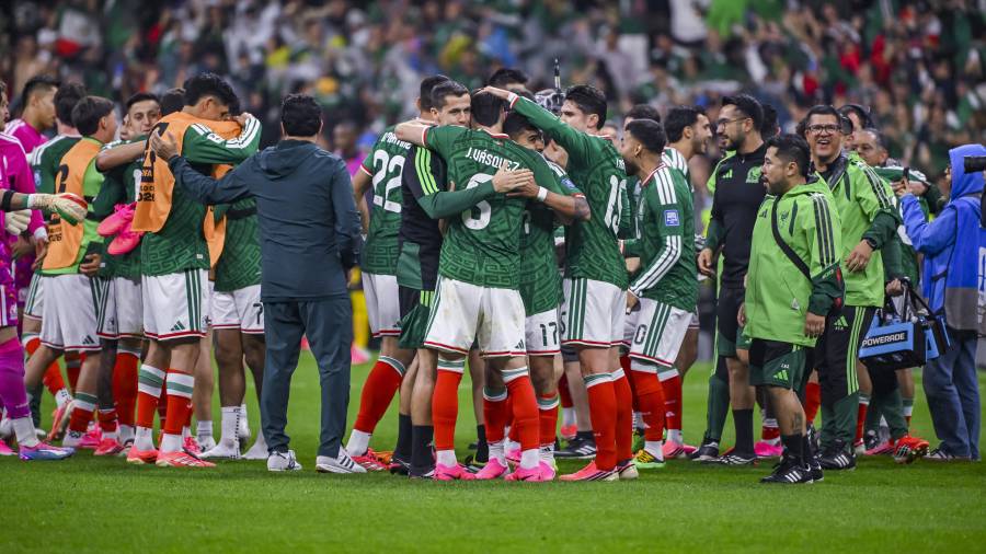 Raúl Jiménez y Julián Quiñones buscarán liderar el ataque de México en la pelea por un boleto a los cuartos de final.