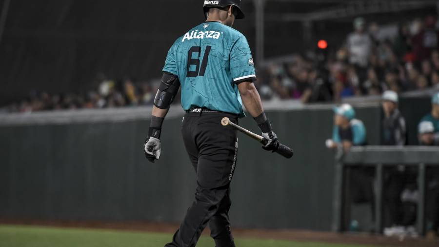 Algodoneros de Unión Laguna respondió en Saltillo y venció 6-2 a Saraperos en el Estadio Francisco I. Madero, durante un Juego con Causa a beneficio del DIF Coahuila.