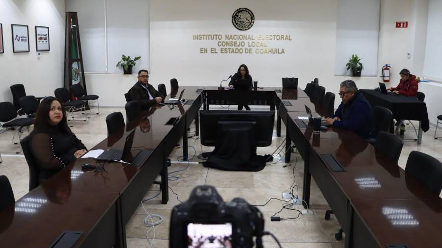 Christian Escobedo Loya, vocal ejecutiva del INE en Coahuila, llamó a fortalecer las estrategias para incentivar el voto entre los jóvenes de cara al próximo proceso electoral.
