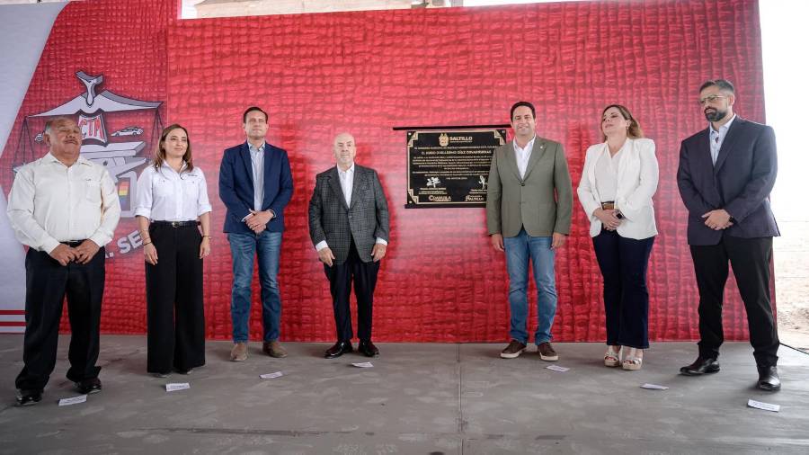 Un tramo carretero del entronque a Derramadero y ejido Providencia, llevará el nombre del lider sindical Hugo Guillermo Díaz Covarrubias.