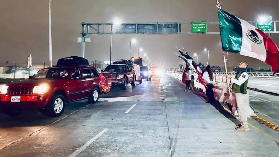 Familias buscan reencontrarse tras meses, o años de distancia.