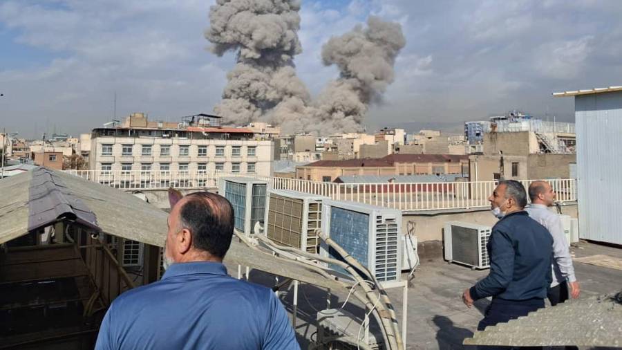 Estados Unidos teme posibles represalias ante ofensiva con la que buscan derrocar al régimen iraní.