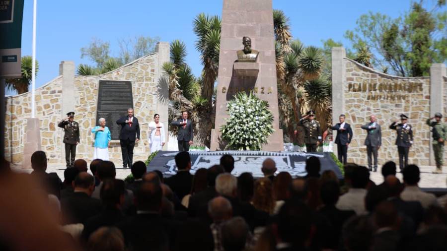 El gobernador Manolo Jiménez Salinas encabezó la ceremonia conmemorativa por el 113 aniversario de la firma del Plan de Guadalupe en la Ex Hacienda del mismo nombre.