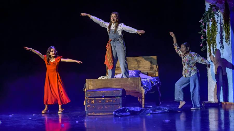 “Mamma Mía” conquista el Teatro Fernando Soler con talento de la Academia Broadway Saltillo