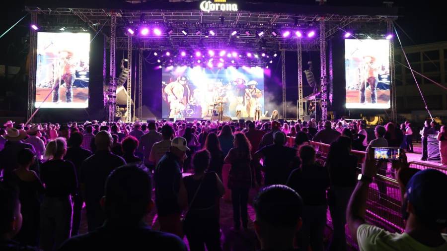Familias acudieron al Biblioparque Norte para disfrutar de una jornada llena de futbol internacional, música y actividades recreativas dentro del FUTFEST Saltillo 2026.