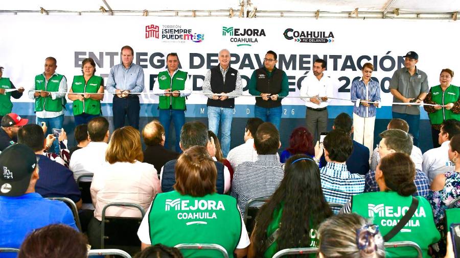 El alcalde Román Cepeda González entregó la obra de pavimentación en el bulevar Torreón 2000 y prolongación Juárez.