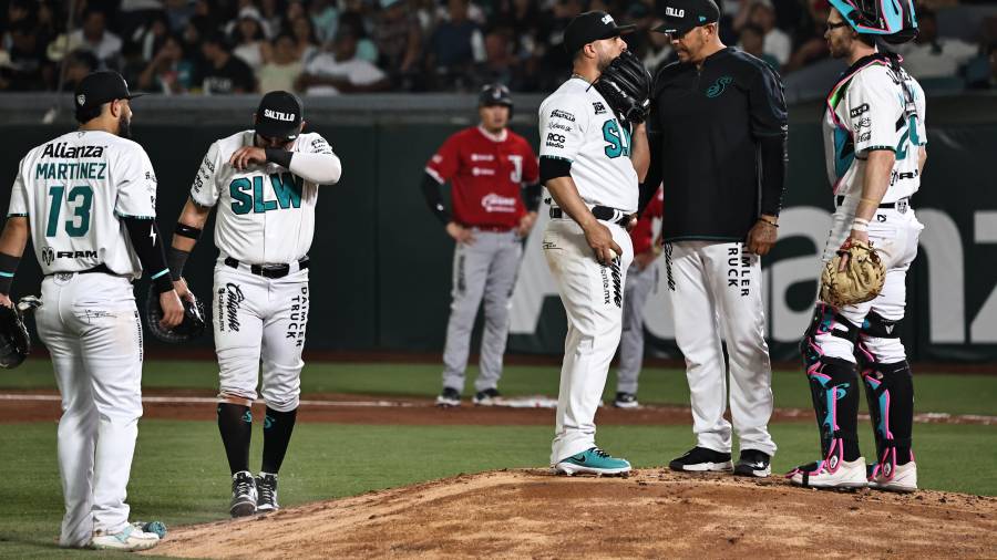 Saraperos llenó las bases en momentos clave, pero no logró concretar en el cierre del juego.