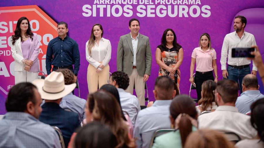 Javier Díaz González reafirmó el compromiso de su administración con mejorar de la calidad de vida de las mujeres.