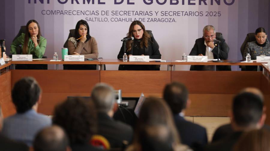 Nazira Zogbi, secretaria del Trabajo de Coahuila, compareció ante el Congreso como parte del Informe de Gobierno.