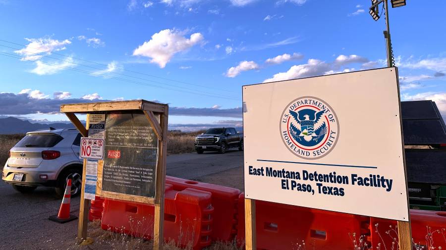 La entrada del centro de detención de inmigrantes Camp East Montana cerca de El Paso, Texas, el 13 de febrero del 2026.