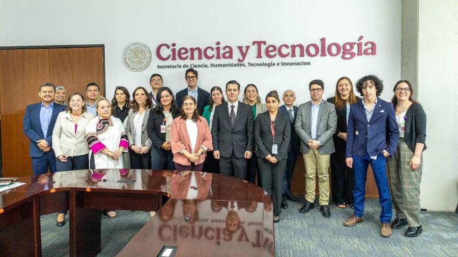 Autoridades federales y la iniciativa privada firmaron este acuerdo para trabajar de la mano.