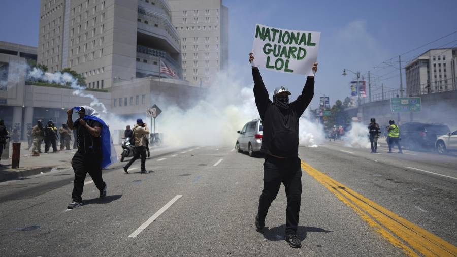 El periodista mexicano Jorge Ramos anunció que cubrirá de forma “independiente” en sus redes sociales “las crecientes protestas y la represión en curso contra la comunidad inmigrante en Los Ángeles”.