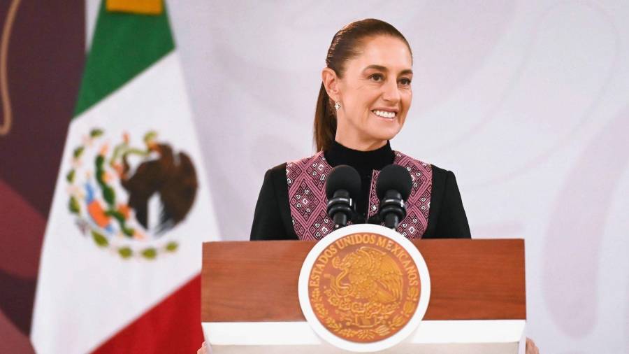 “Sí tenemos problemas, pero los resolvemos los mexicanos”, declaró la presidenta en Guanajuato.