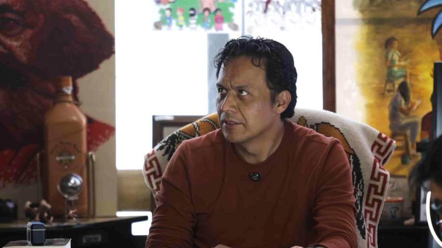 El protagonismo de Marx Arriaga, de acuerdo con el análisis de Riva Palacio, se volvió un obstáculo para la gobernabilidad y para Morena en el contexto electoral.