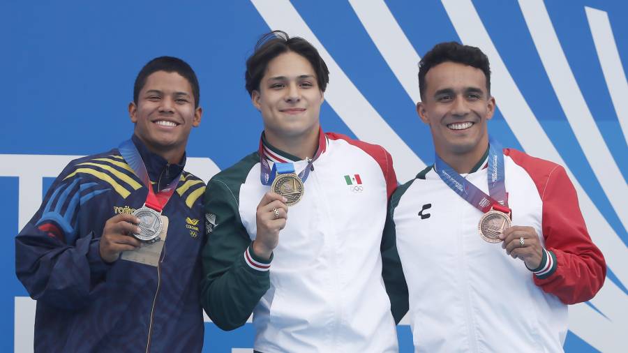 Osmar Olvera conquistó el oro en trampolín de un metro y encabezó otra jornada exitosa para los clavados mexicanos en Santo Domingo 2026.