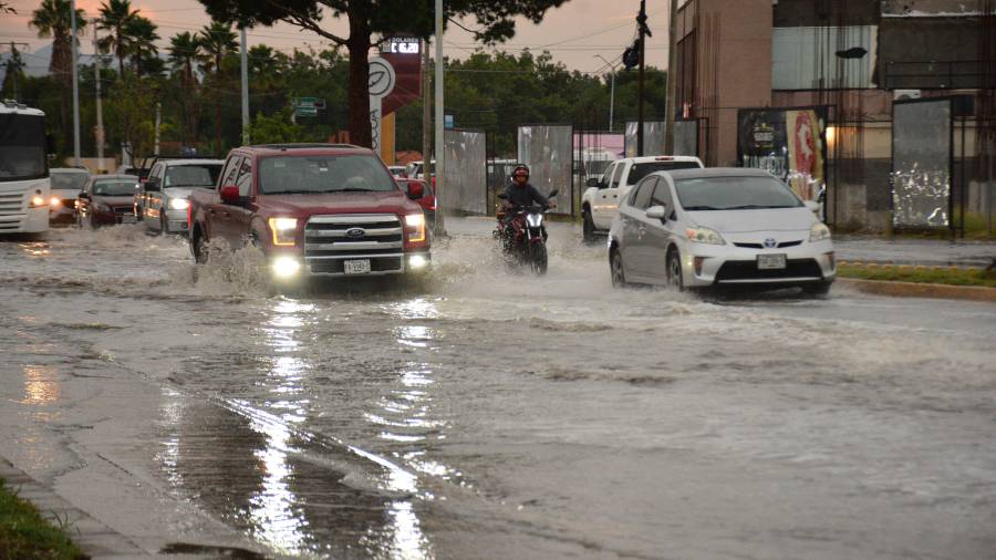 El SMN pronostica lluvias intensas, temperaturas de hasta 45 °C y fuertes rachas de viento en México; Saltillo tendrá ambiente cálido y posibles chubascos.