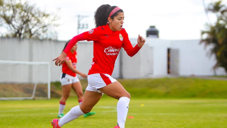 La mediocampista saltillense Hilary García ha dejado de formar parte del plantel de las Chivas de Guadalajara.