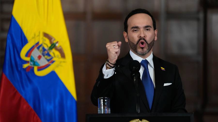 El presidente de Colombia, Abelardo De la Espriella, anuncia un esfuerzo conjunto con el alcalde de Bogotá, Carlos Fernando Galán, para fortalecer la seguridad en la capital colombiana en Bogotá.