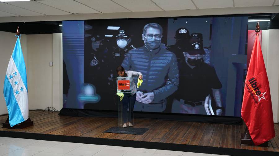 El sitio web de la Oficina de Prisiones de Estados Unidos dijo que Hernández fue liberado de la Penitenciaría Federal de Hazelton en Virginia Occidental el lunes. FOTO: