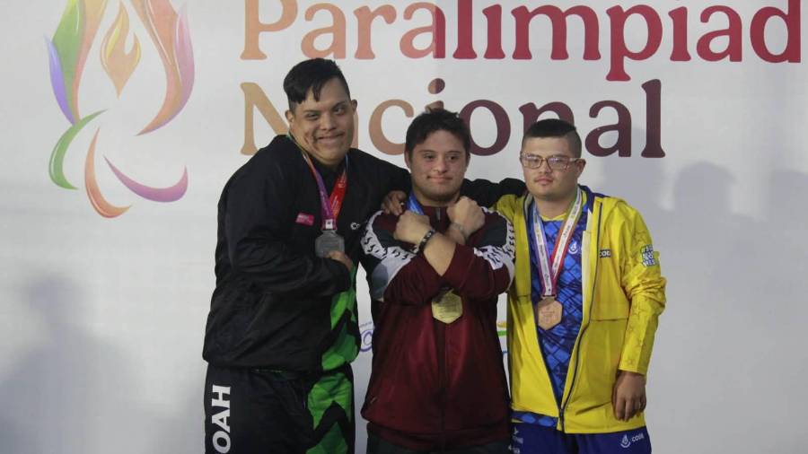 Coahuila concluyó su participación en la Paralimpiada Nacional Conade 2026 con 17 preseas, destacando las actuaciones de Hilario Ruiz y Christian Gutiérrez.