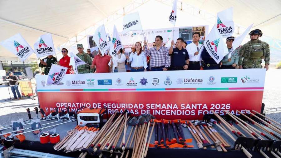 La alcaldesa Ana Karen Sánchez Flores encabezó el arranque del Operativo de Seguridad de Semana Santa 2026 en Arteaga, con la participación de corporaciones de los tres órdenes de gobierno.