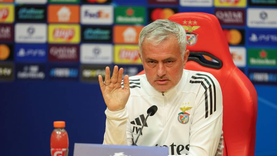 José Mourinho vuelve a sonar con fuerza para dirigir al Real Madrid, club al que ya comandó entre 2010 y 2013 y donde podría vivir una segunda etapa como técnico merengue.