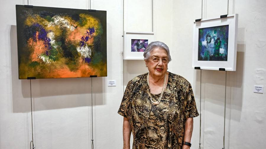 La artista Grizelda Tamez inauguró su exposición individual número 101, “Espacio y Pensamiento”, en el Museo Rubén Herrera de Saltillo.