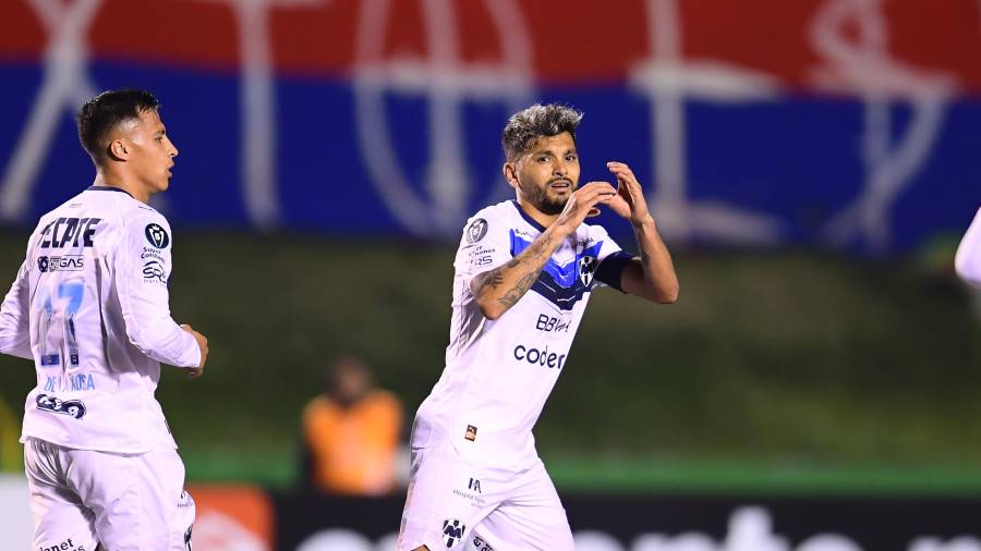 Jesús Corona fue el héroe de Rayados al marcar el gol del empate en el tiempo agregado frente a Xelajú MC, resultado clave en la Ida de la Primera Ronda de la Concacaf Champions Cup.