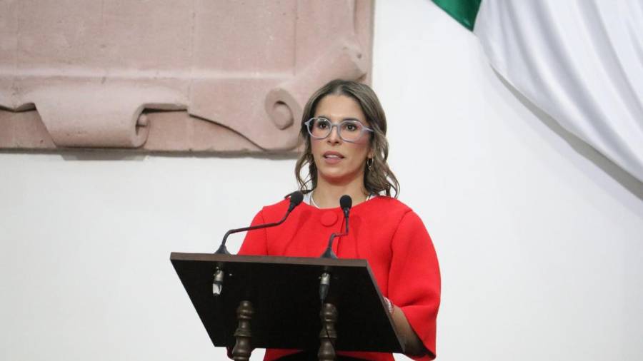 La diputada Claudia Aldrete llamó a reforzar la prevención ante fraudes bancarios, especialmente en adultos mayores.