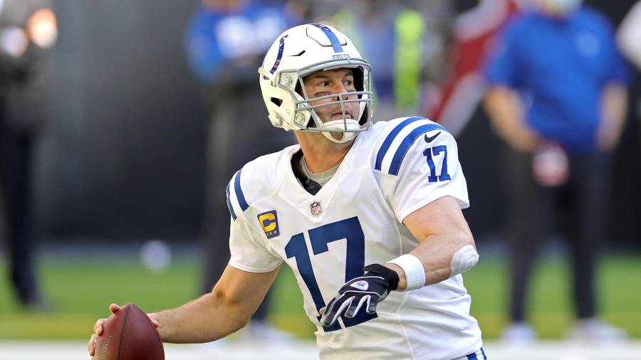 Philip Rivers, de 44 años, vuelve a la NFL para reforzar de emergencia a los Colts tras la lesión de Daniel Jones.