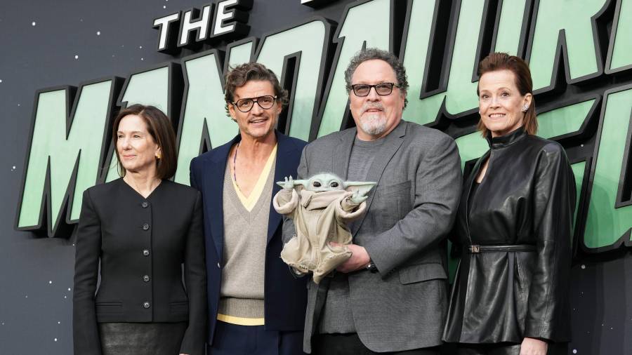 Apuesta. Jon Favreau aseguró que la nueva película de The Mandalorian fue concebida especialmente para formatos IMAX y pantallas gigantes.