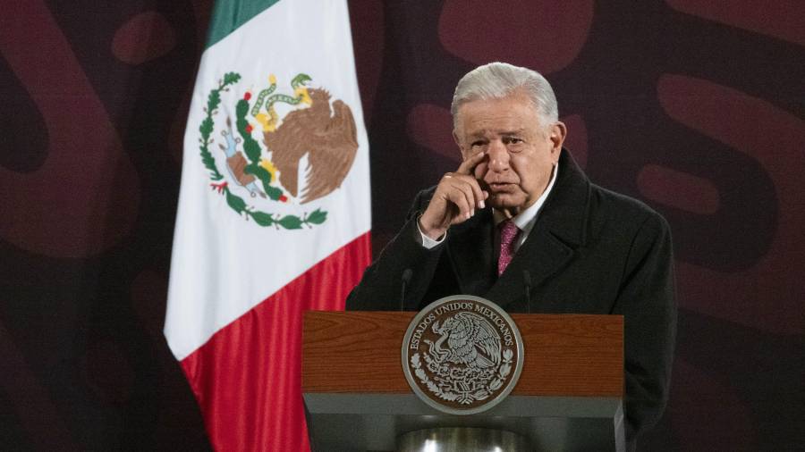 POLITICÓN: ¿Confesión de parte? Familia de AMLO sugiere que él es el objetivo de EU