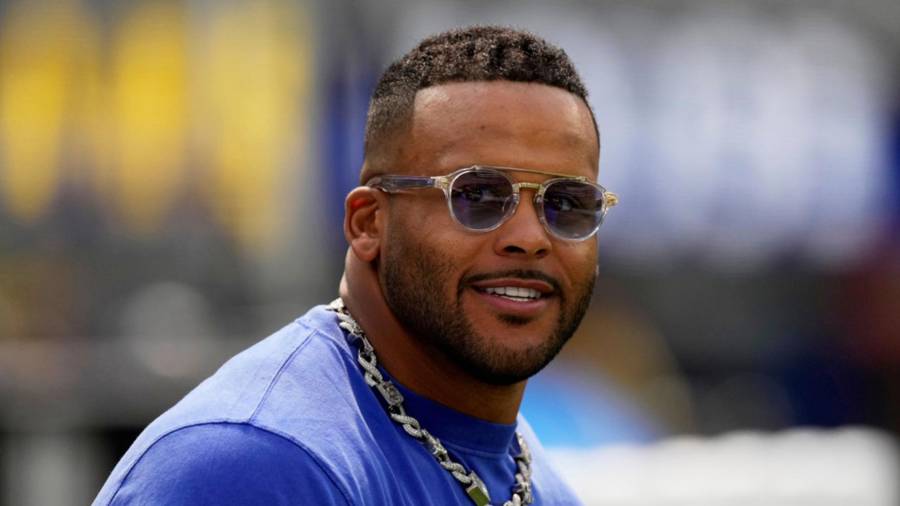 Aaron Donald es una de las estrellas que siguen sin concretar su regreso a los Rams, el defensivo analiza salir del retiro. La agencia libre aún puede cambiar muchas cosas en la NFL.