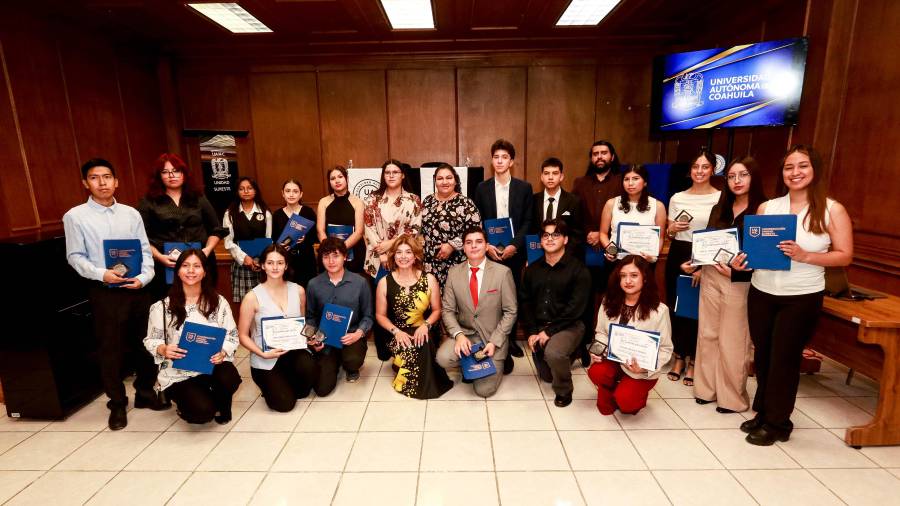 La ceremonia se llevó a cabo en el Auditorio “Jesús Ochoa Ruesga” de la Unidad Camporredondo.