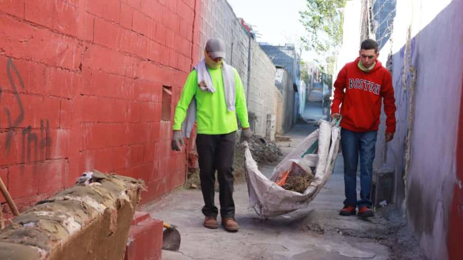 En esa zona se retiró basura acumulada, desechos orgánicos, chatarra y materiales que representaban riesgos para la comunidad.