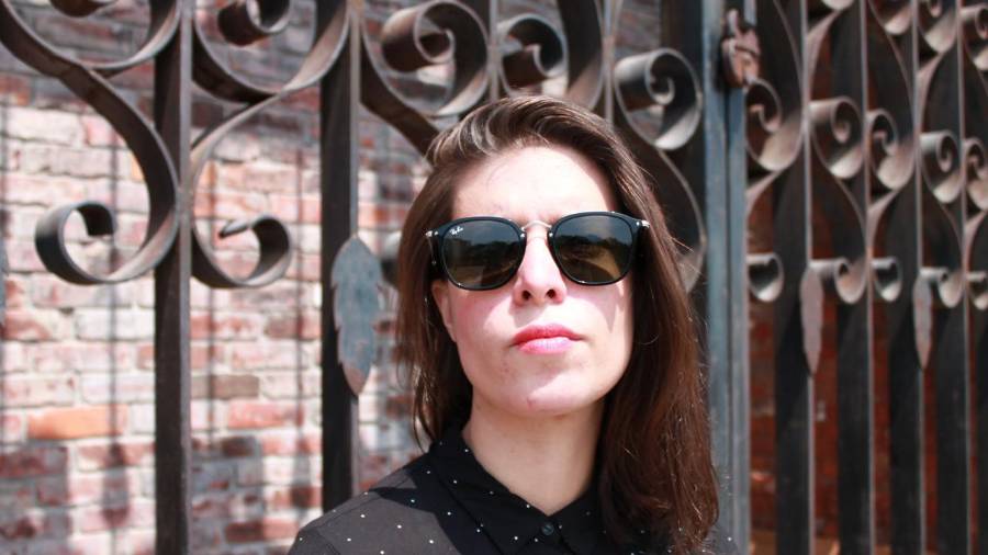 Ingrid Bringas le hace frente a las terapias de conversión desde la poesía