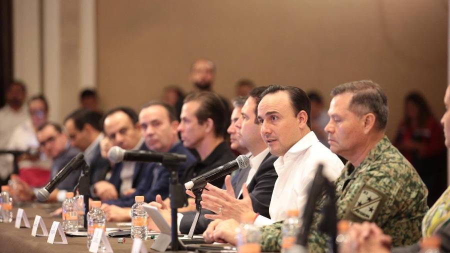 El gobernador destacó diversas acciones y proyectos ejecutados durante mayo.