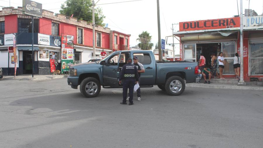 Autoridades acudieron al lugar para detener al responsable.