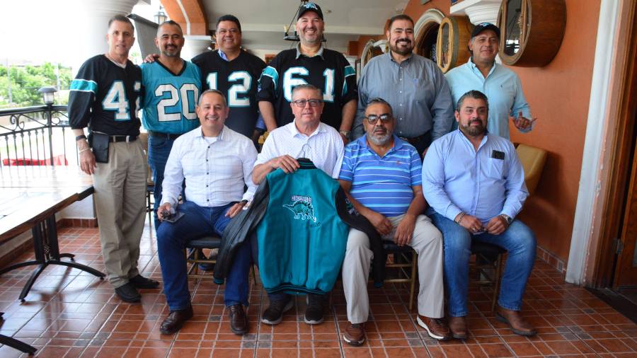 El desayuno de aniversario permitió revivir anécdotas y recordar a quienes hicieron posible una de las mayores gestas deportivas de Saltillo.